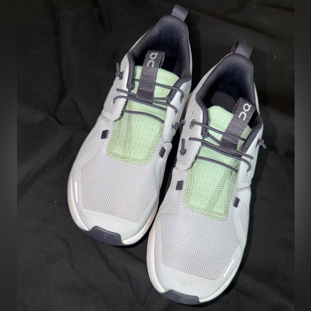 ON Running Shoes in Gray and Green